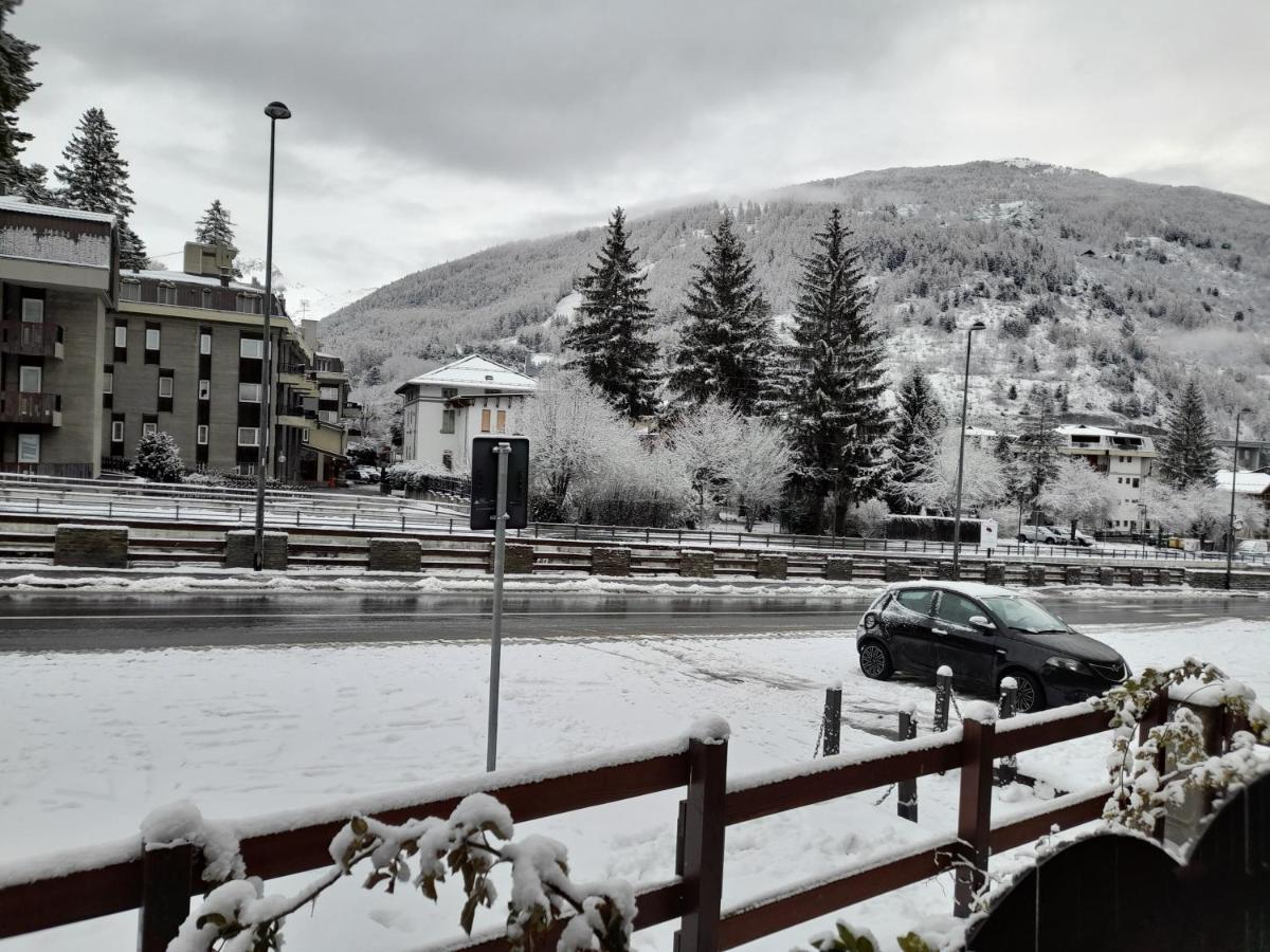 Apartmán Einaudi 9 Bardonecchia Exteriér fotografie